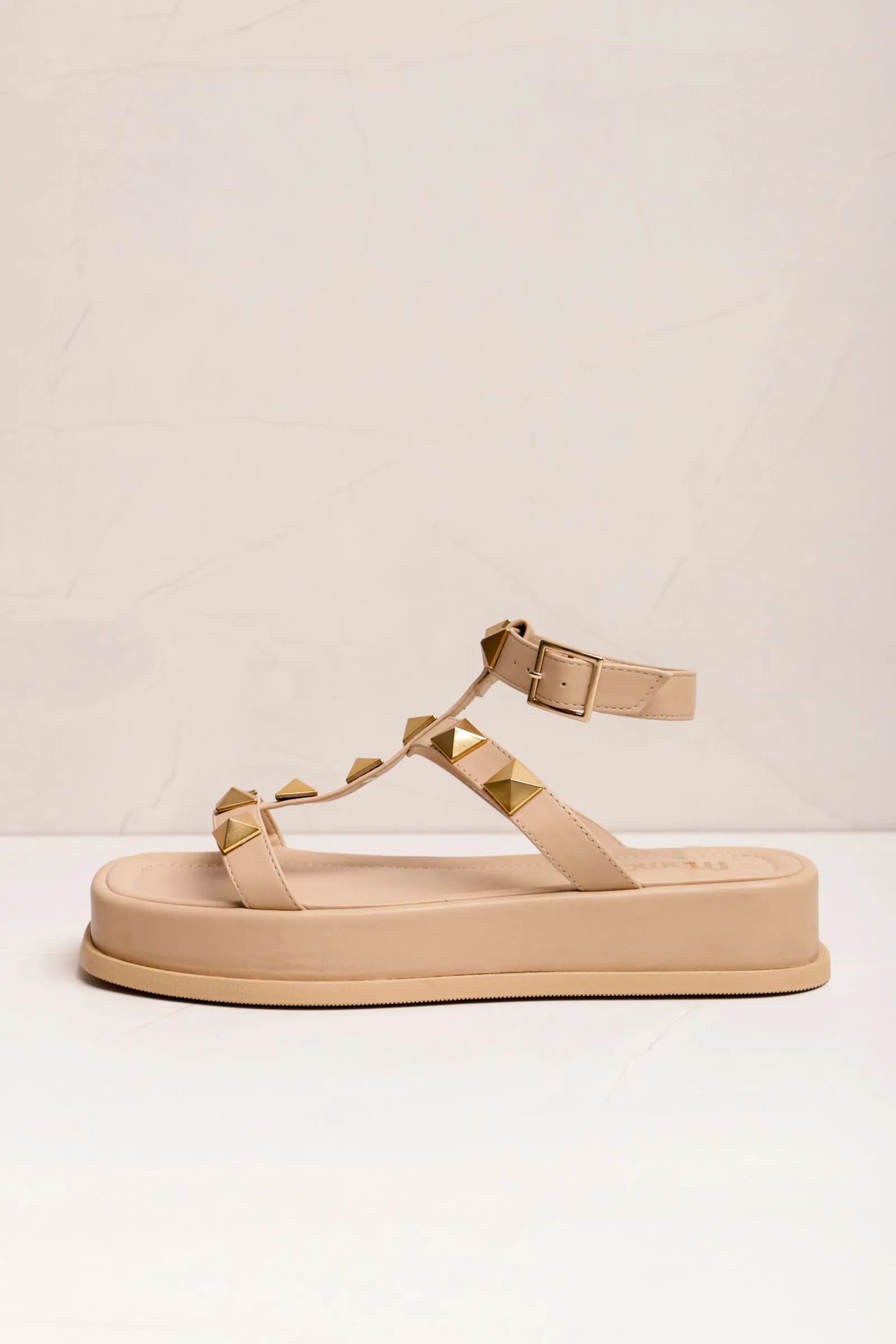 Sandália Tachas flatform ROSÊ