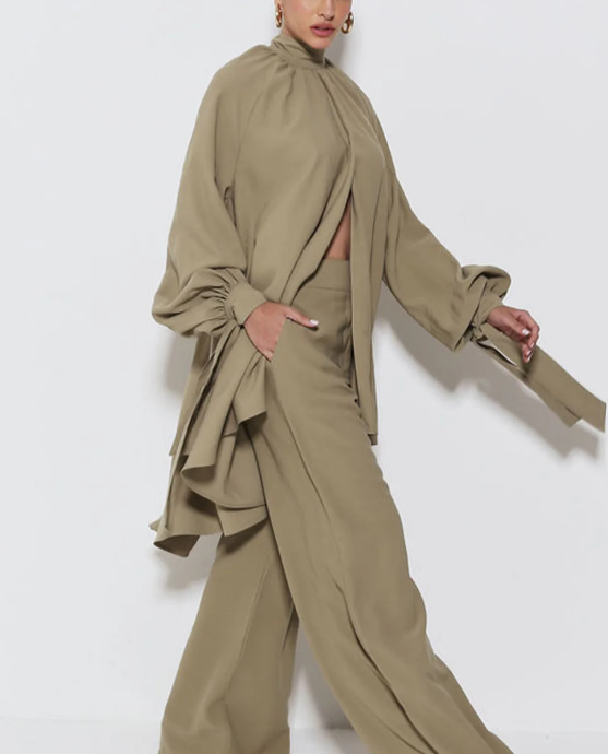 CAPA GOLA ALTA COM ABERTURA FRONTAL VERDE PINHEIRO