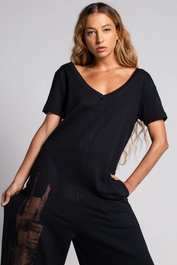 Macacão de malha pintura perna