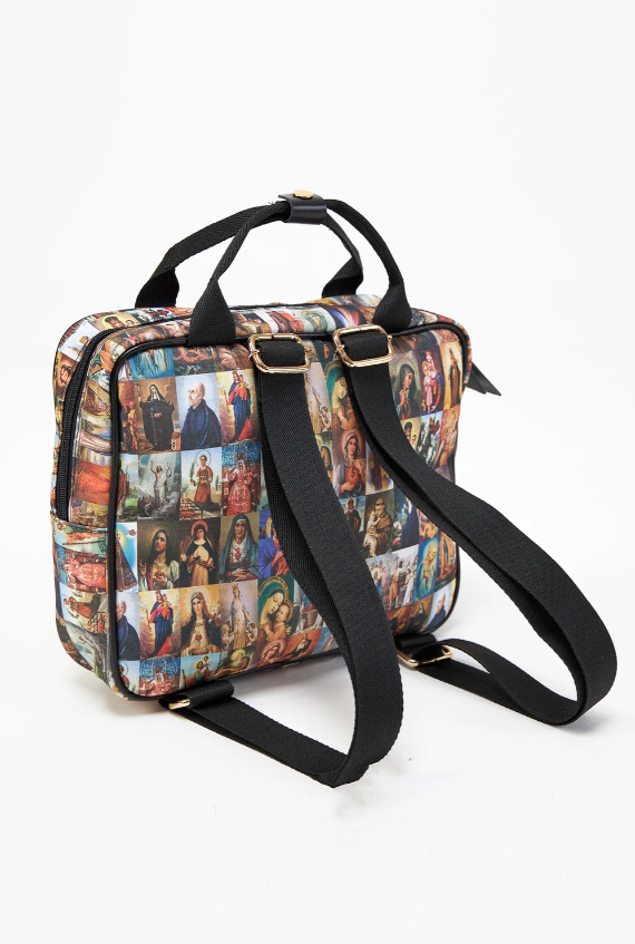 Bolsa modelo mochila Santinho