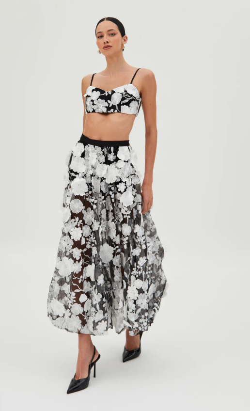 SAIA MIDI EM TULE BORDADO COM COS MEDIO PRETO